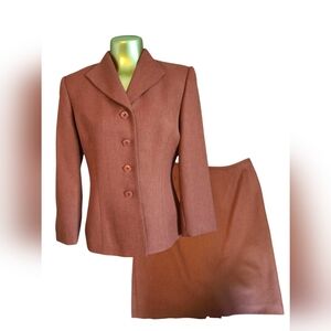 Vintage Collection for Le Suit 6 P rust blazer and skirt 2 piece set